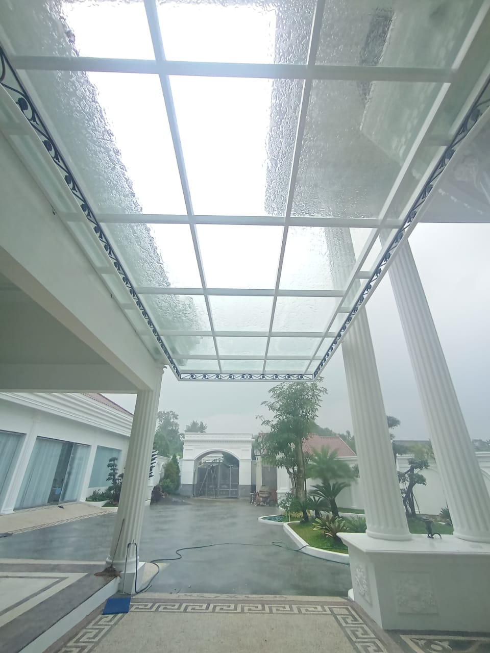 Proyek Pemasangan Kanopi